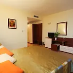Veris Otel 3*