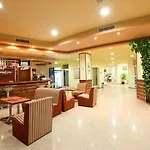 Otel Veris