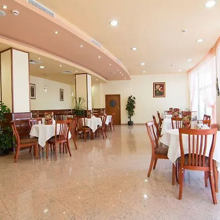 弗瑞斯酒店 3*
