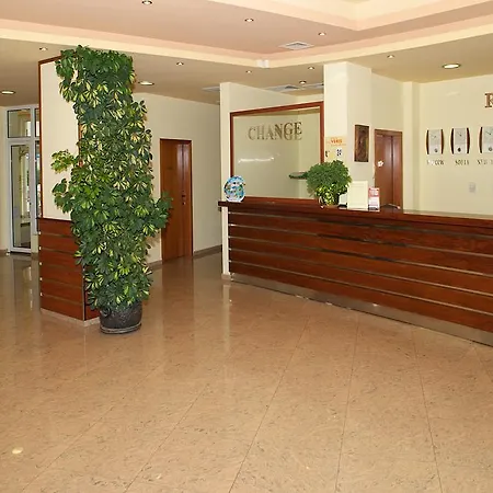 Veris Hotel