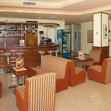 弗瑞斯酒店 3*